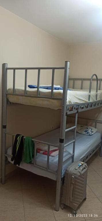 Royal Hostel تيرانا المظهر الخارجي الصورة