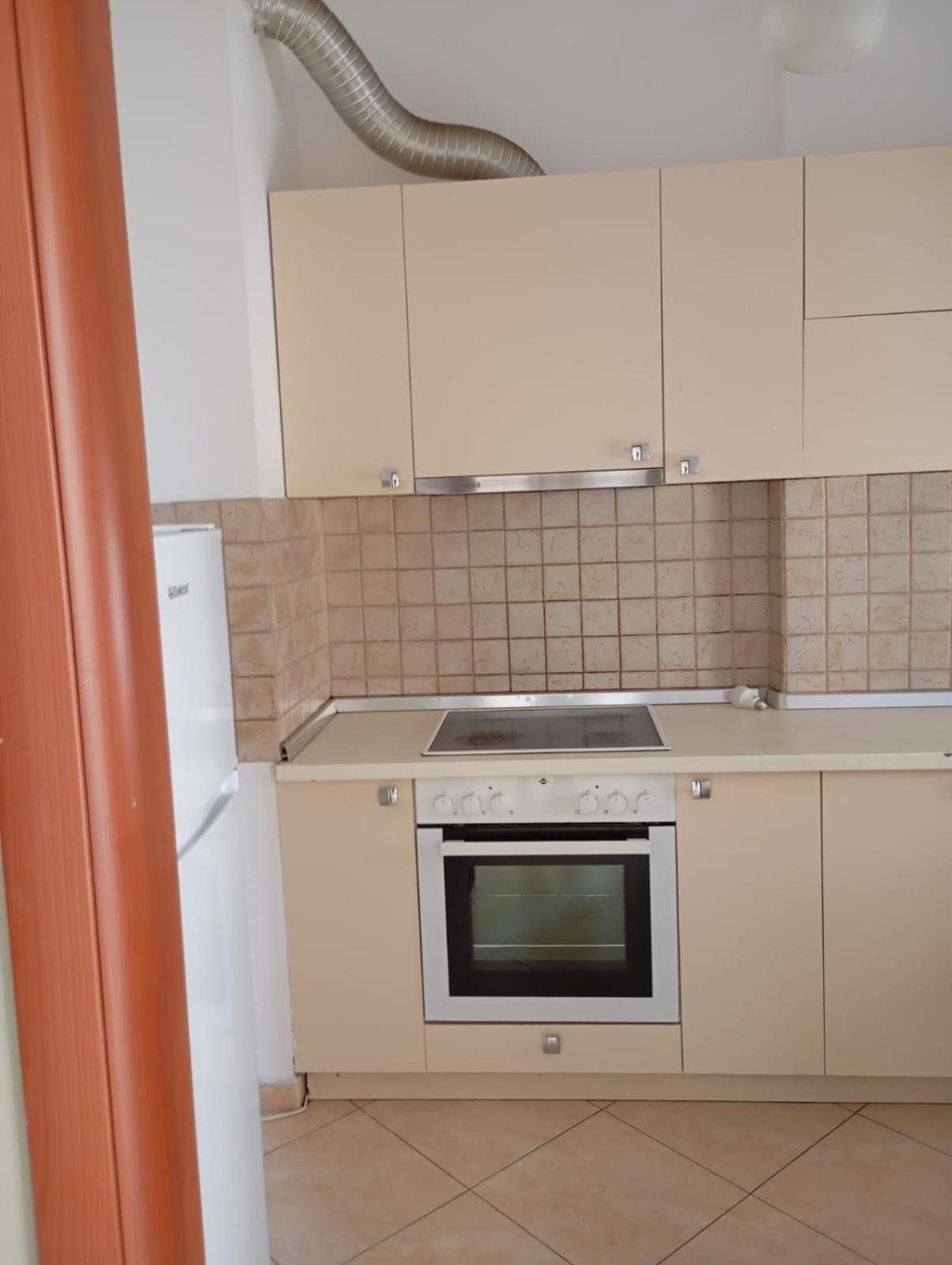 Royal Hostel تيرانا المظهر الخارجي الصورة
